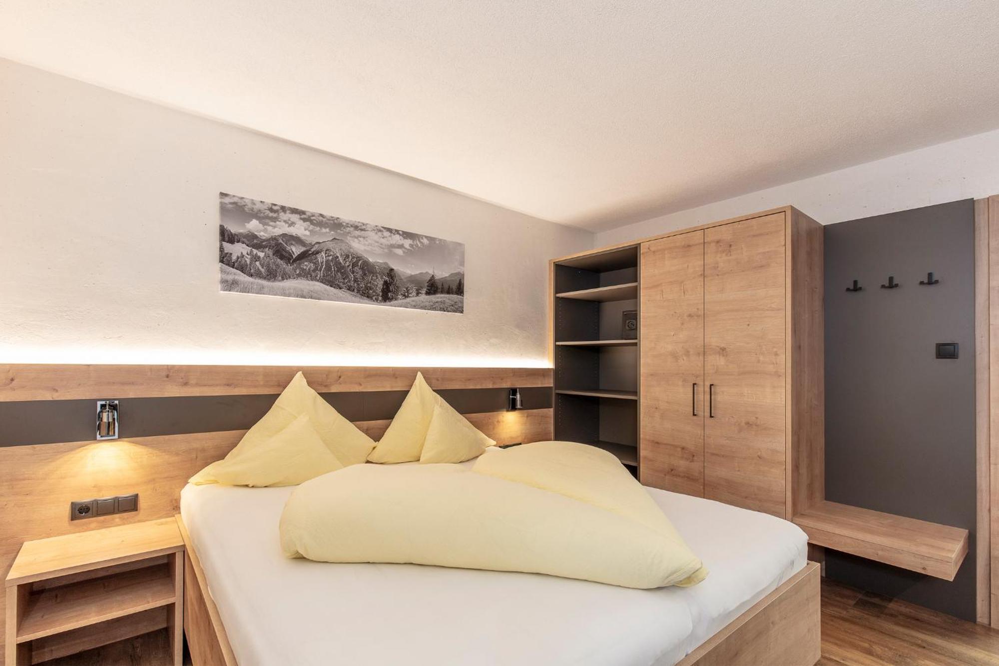 Haus Manfred Hotel Sölden Buitenkant foto
