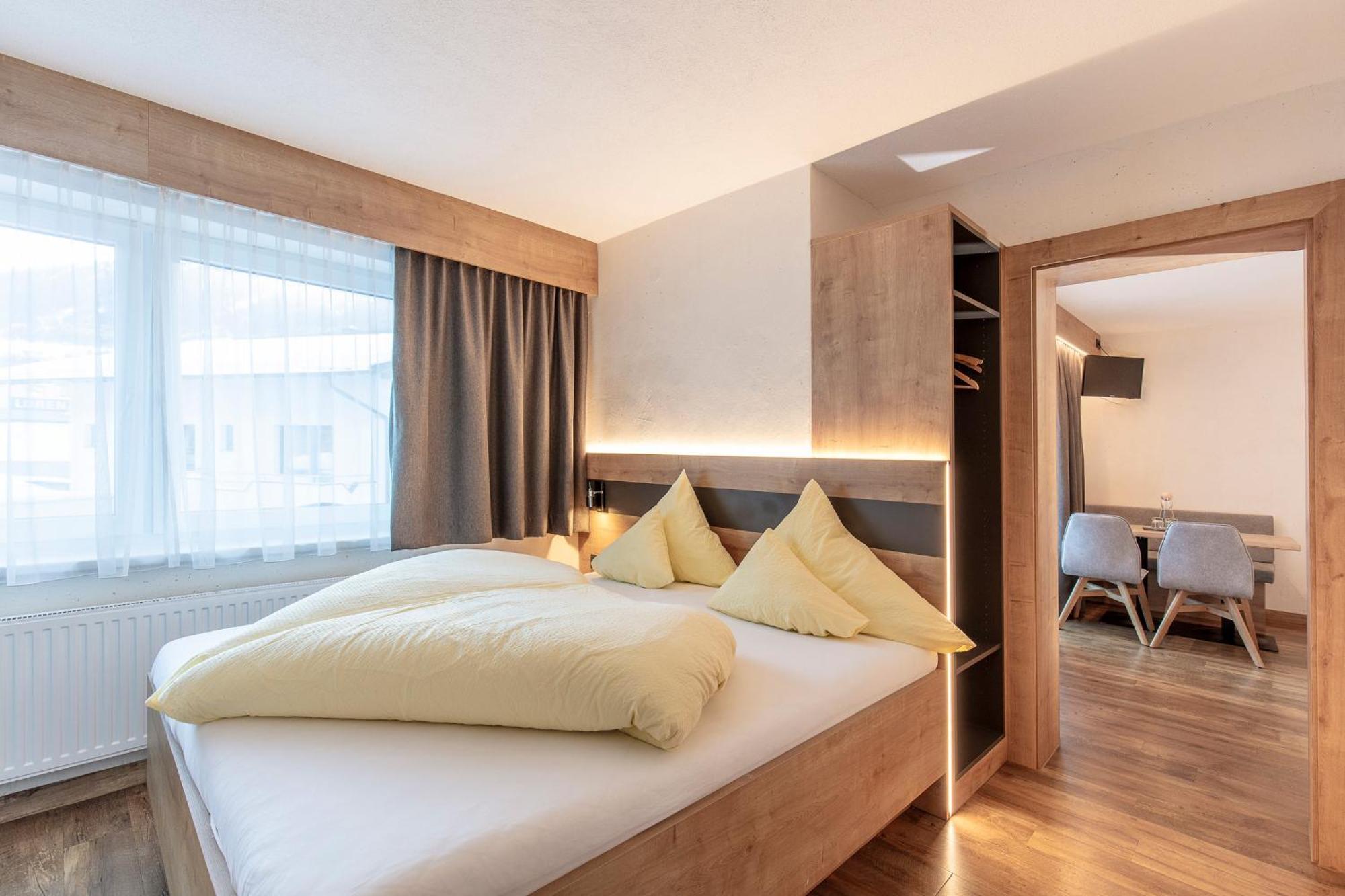 Haus Manfred Hotel Sölden Buitenkant foto