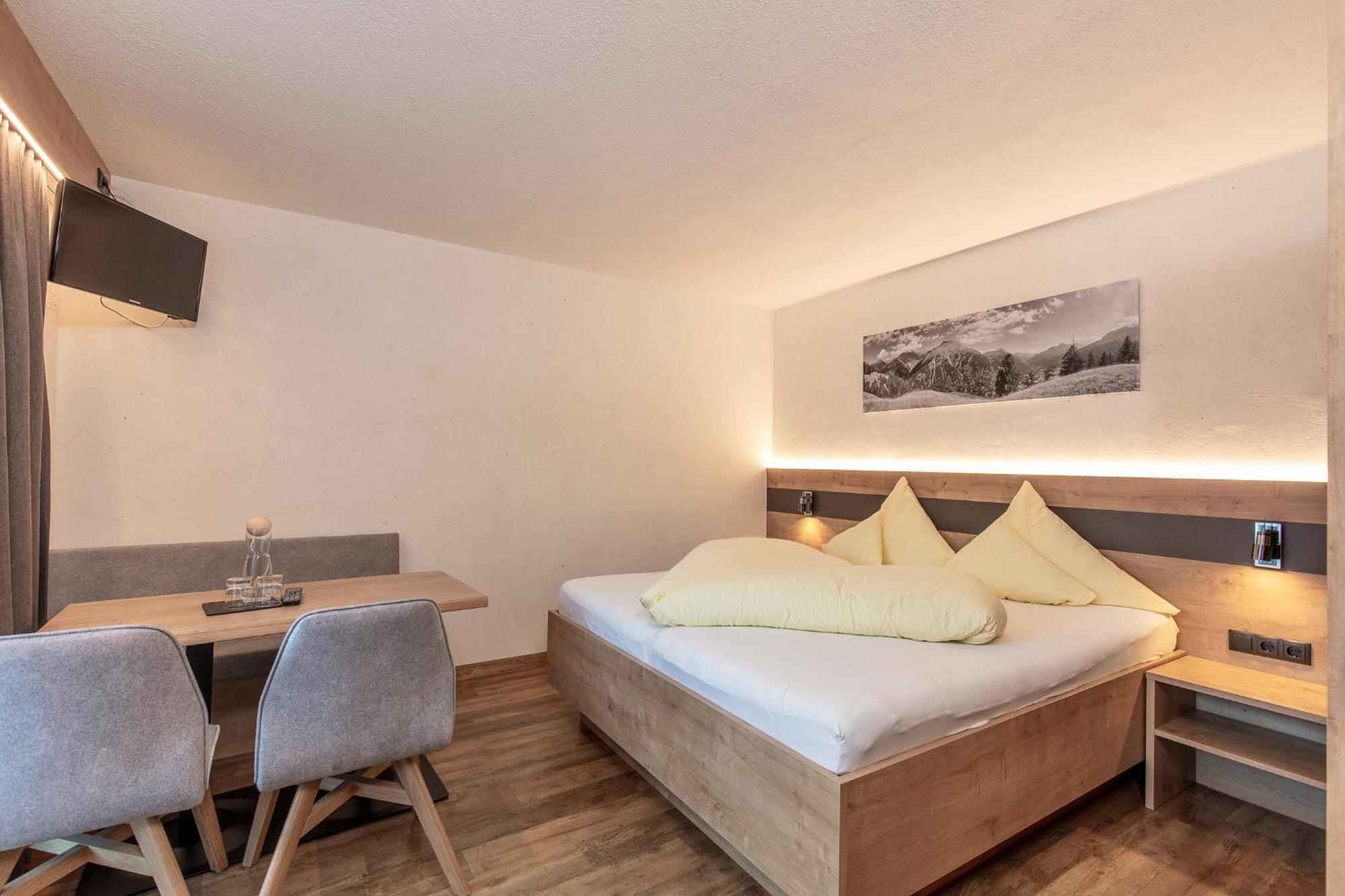 Haus Manfred Hotel Sölden Buitenkant foto