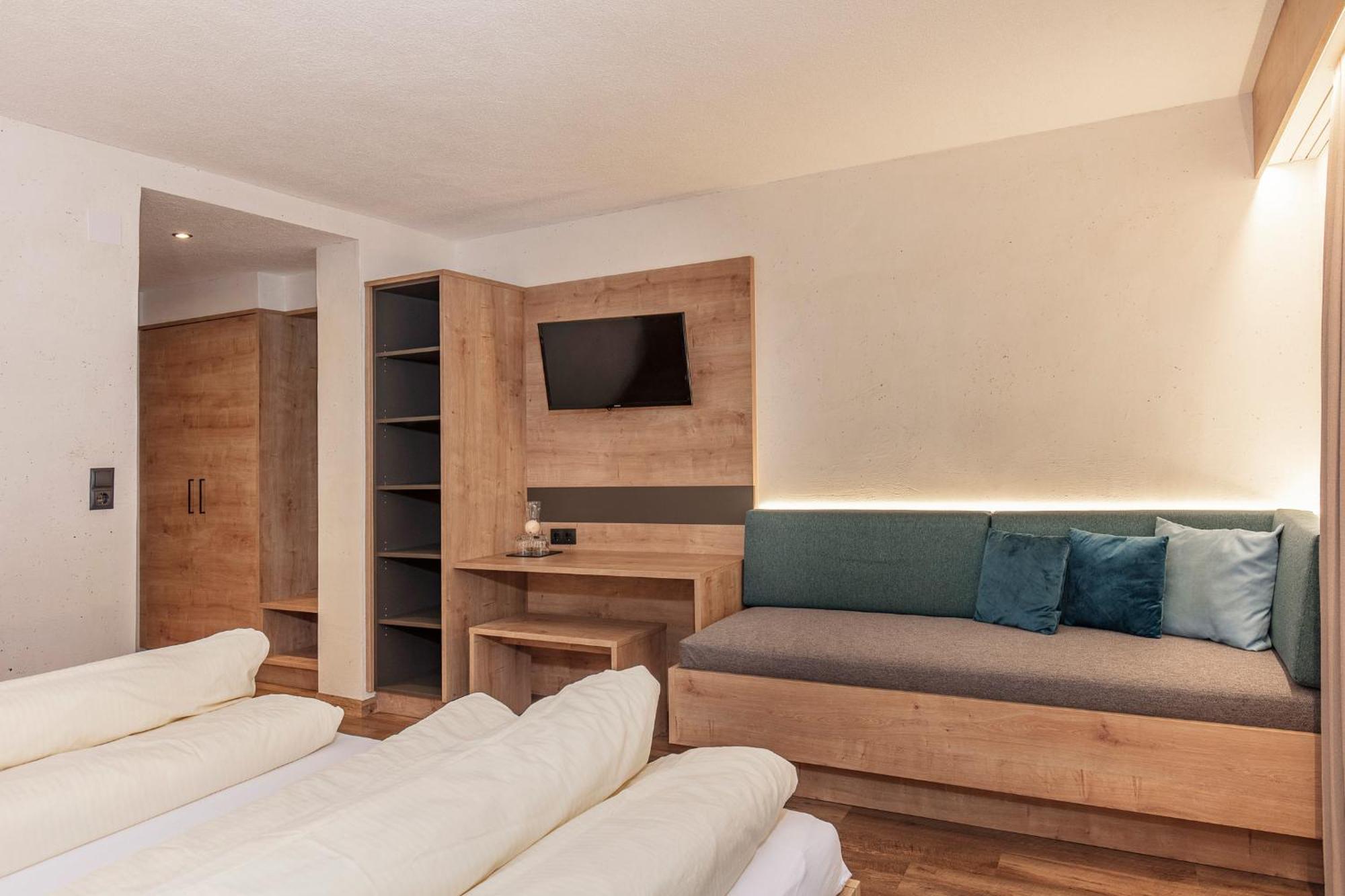 Haus Manfred Hotel Sölden Buitenkant foto